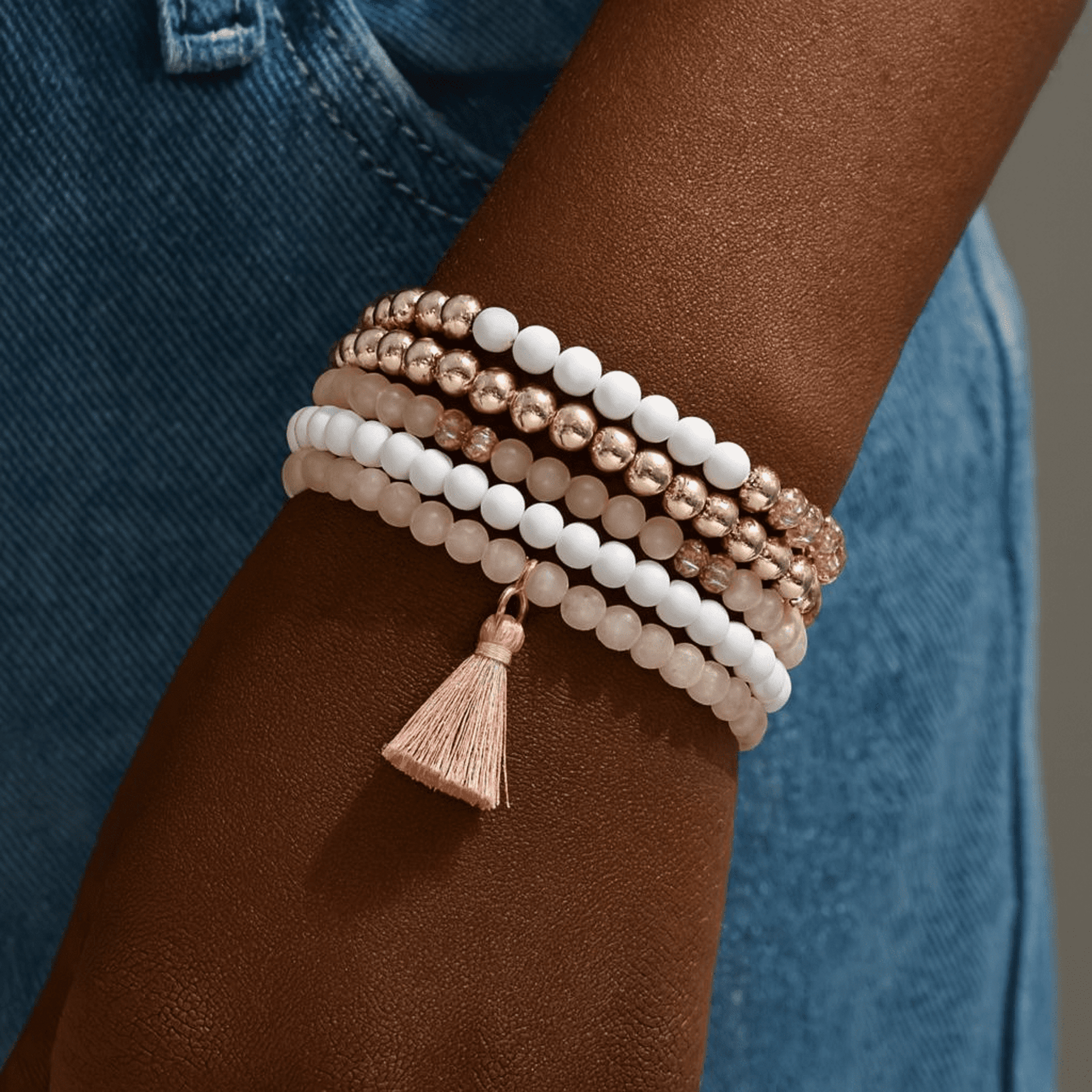 Pulseras Bohemias Mujer con Cuentas y Borla – Set de 5 Unidades - 1