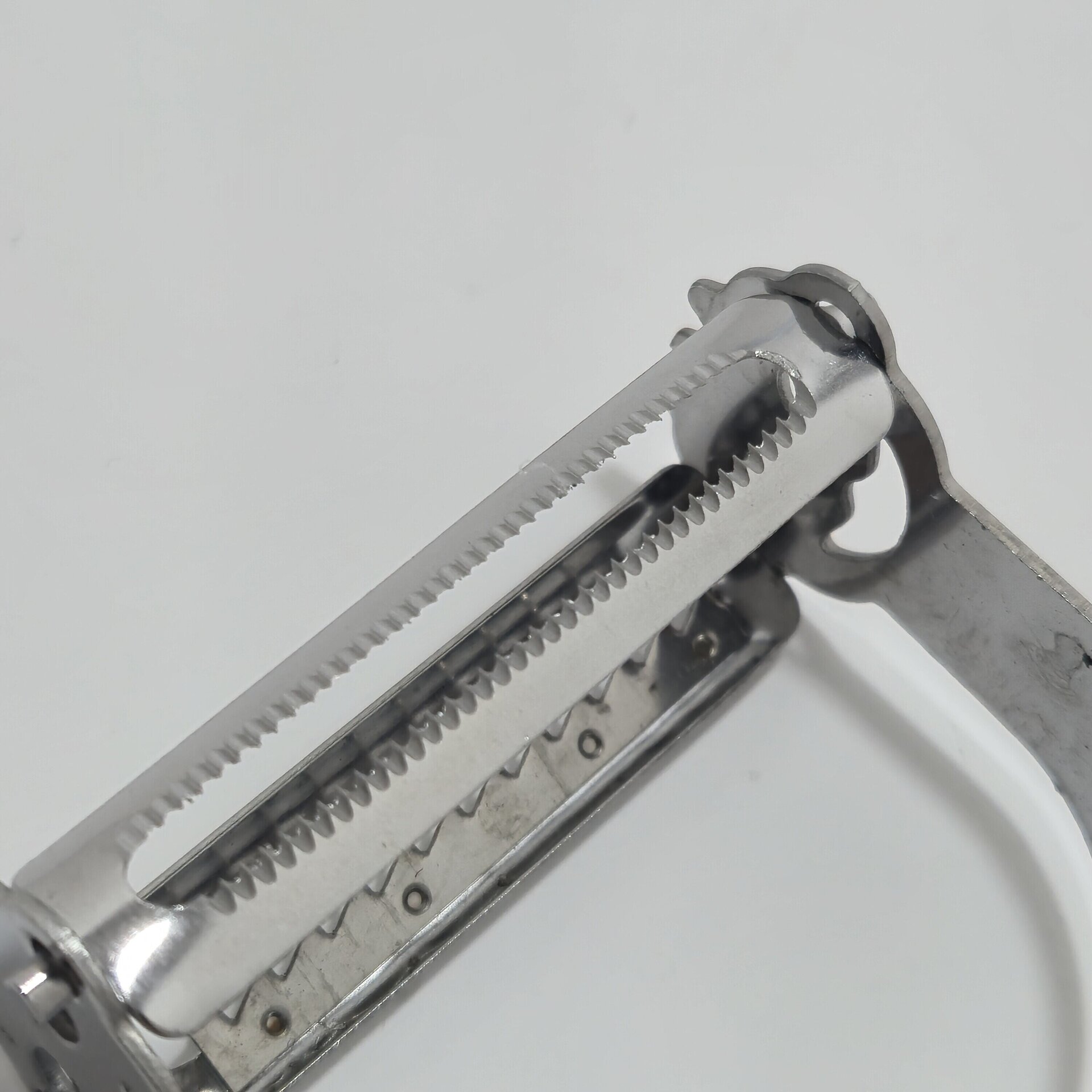 Pelador de Verduras y Frutas | Alta Resistencia - 5